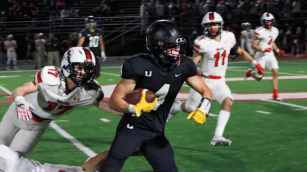 Upper St. Clair vs Peters Township football Brentaro Yamene